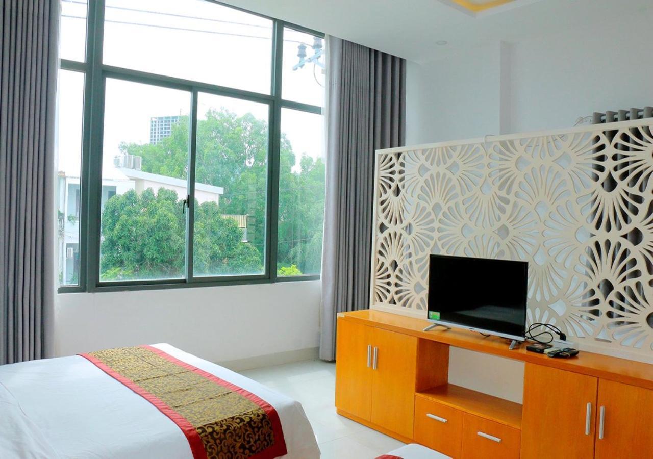 Hotel Khach San Pho Ngoc à Nha Trang Extérieur photo