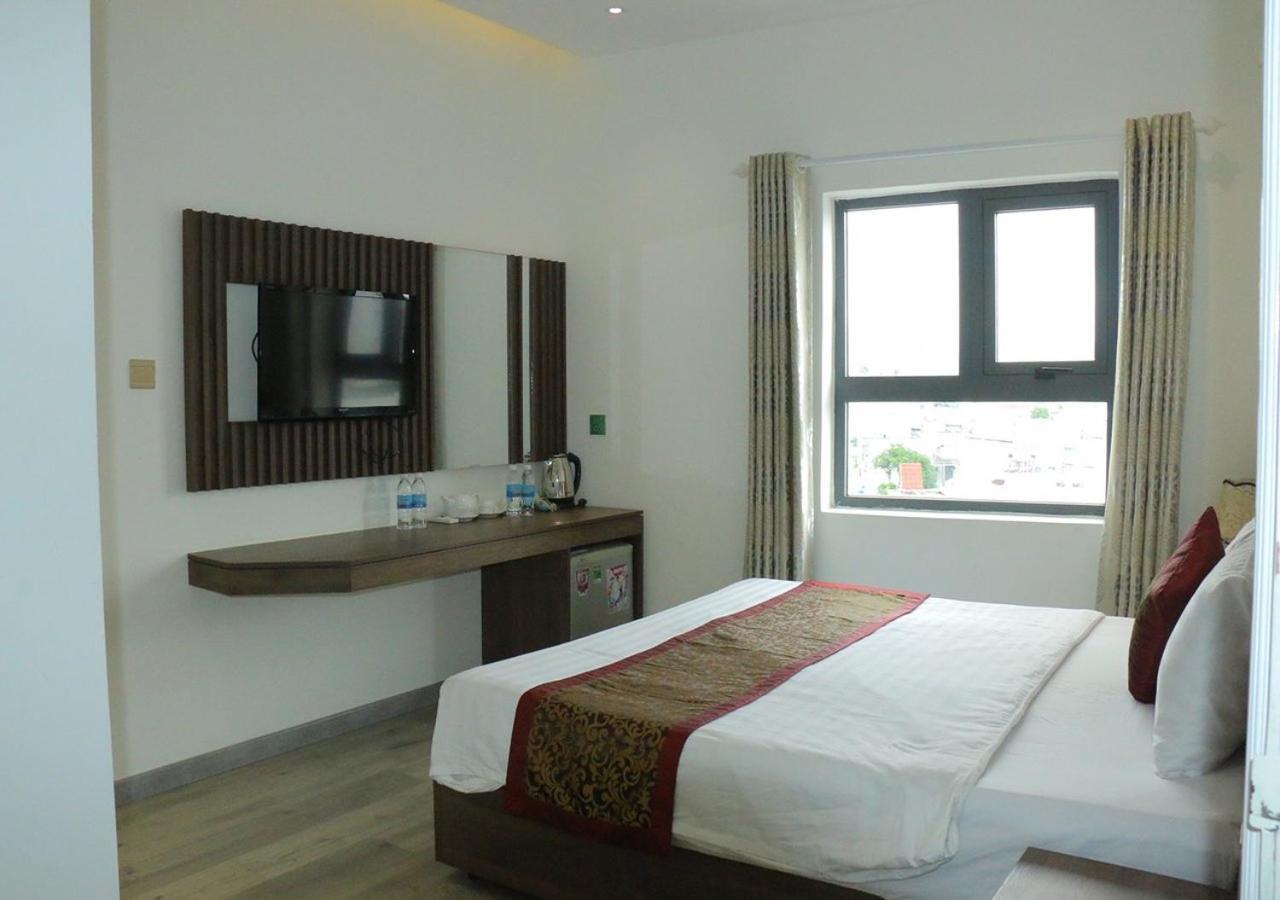 Hotel Khach San Pho Ngoc à Nha Trang Extérieur photo