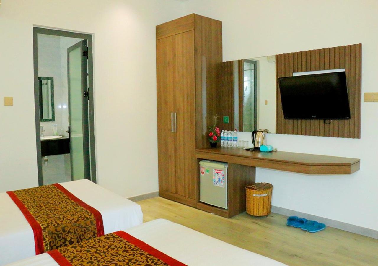 Hotel Khach San Pho Ngoc à Nha Trang Extérieur photo