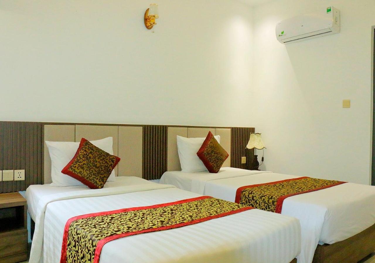 Hotel Khach San Pho Ngoc à Nha Trang Extérieur photo