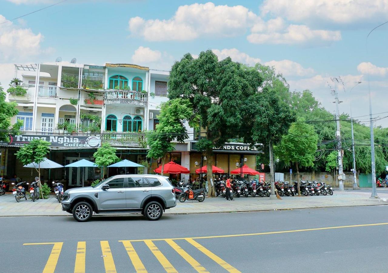 Hotel Khach San Pho Ngoc à Nha Trang Extérieur photo
